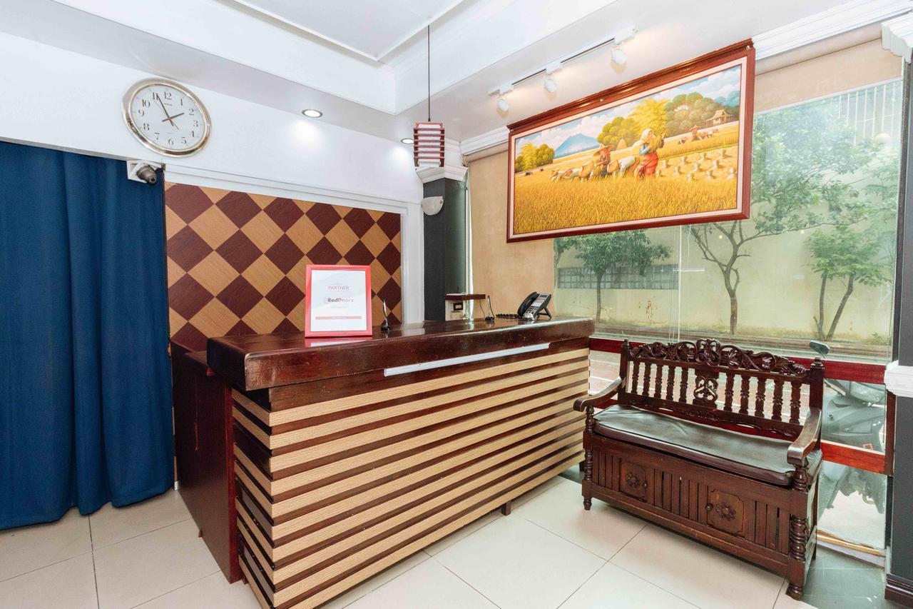 Reddoorz @ Up Village كويزون سيتي المظهر الخارجي الصورة